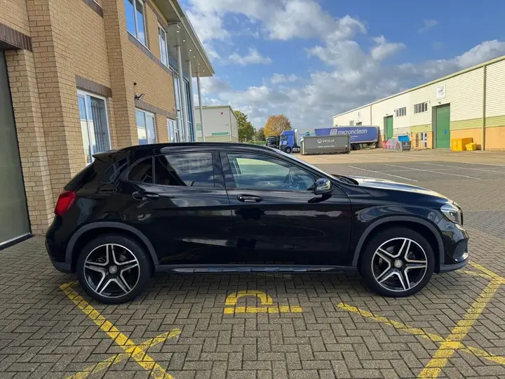 Mercedes-Benz Gla 2015 photo 5