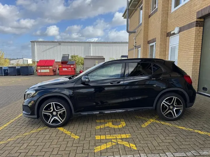 Mercedes-Benz Gla 2015 photo 4