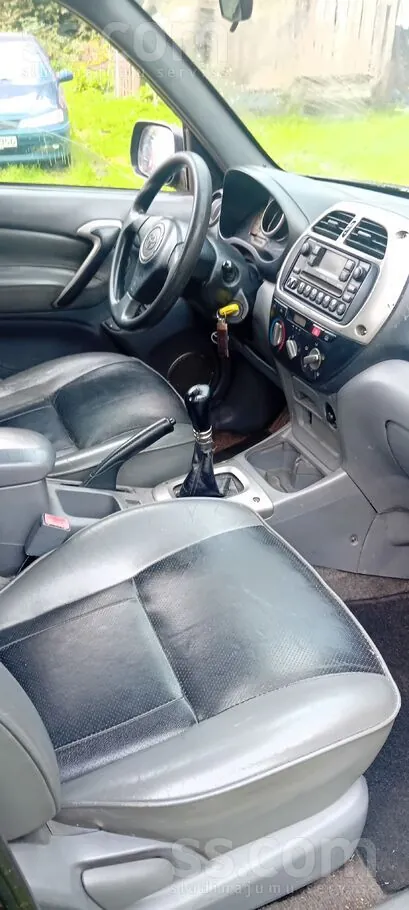 Toyota Rav4 2001 photo 4