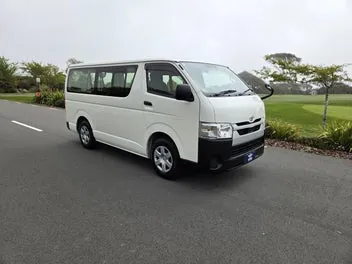 Toyota Hiace 2020 photo 2