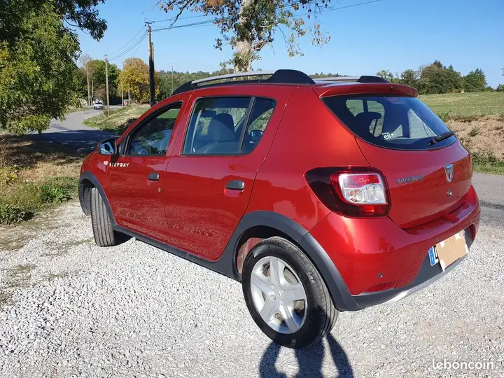 Dacia Sandero 2015 photo 2