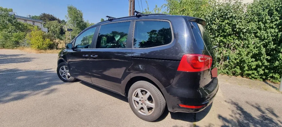 Seat Alhambra 2012 photo 3