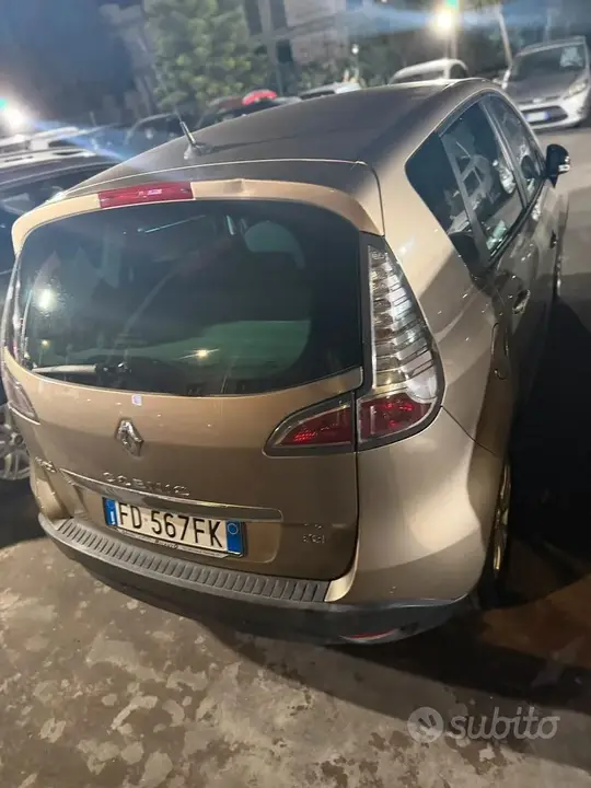 Renault Scenic 2016 photo 3