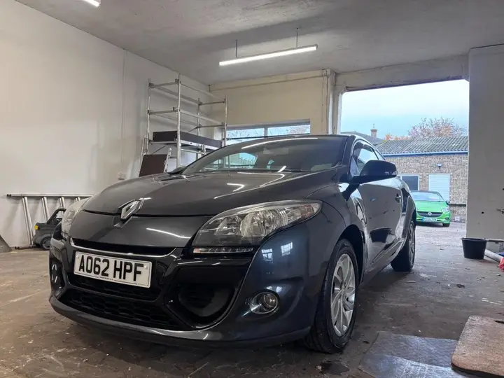 Renault Megane 2012 photo 3