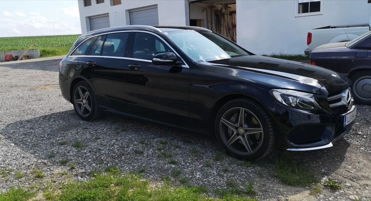 Mercedes-Benz C-Class 2015 photo 2