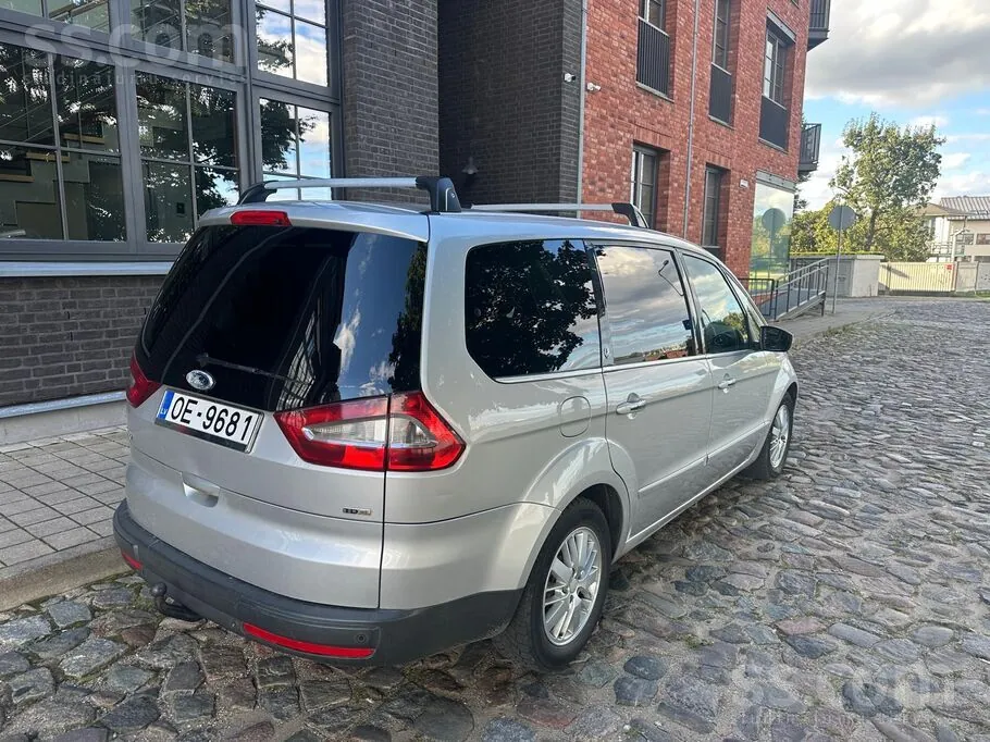 Ford Galaxy 2008 photo 3
