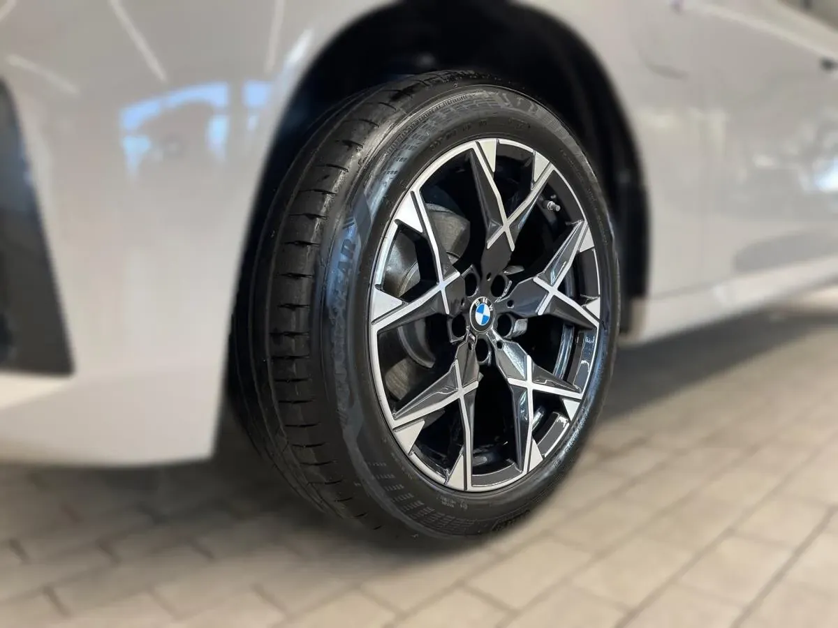 BMW X3 2025 photo 3