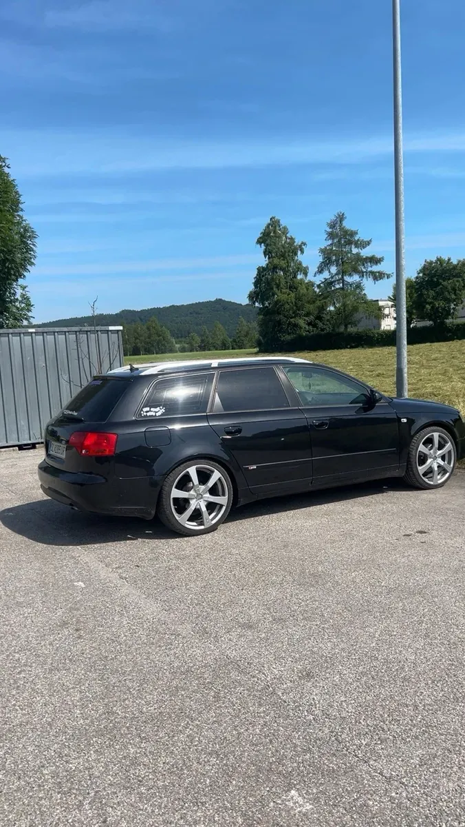 Audi A4 2007 photo 2