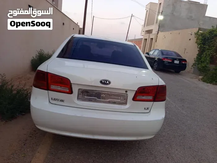 Kia Lotze 2008 photo 2
