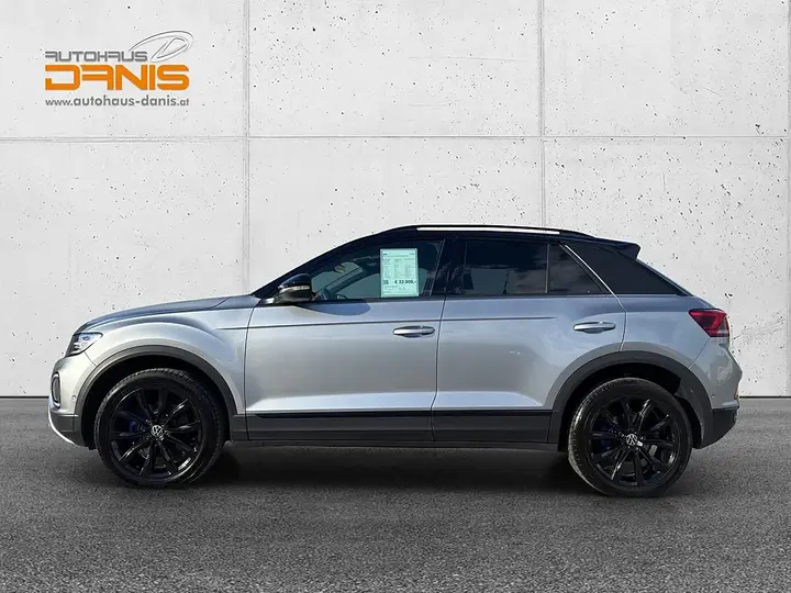 Volkswagen T-Roc 2023 photo 2