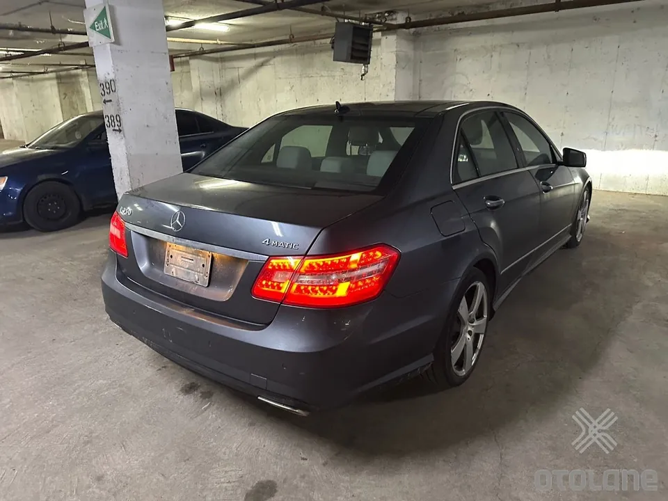 Mercedes-Benz E-Class 2010 photo 3