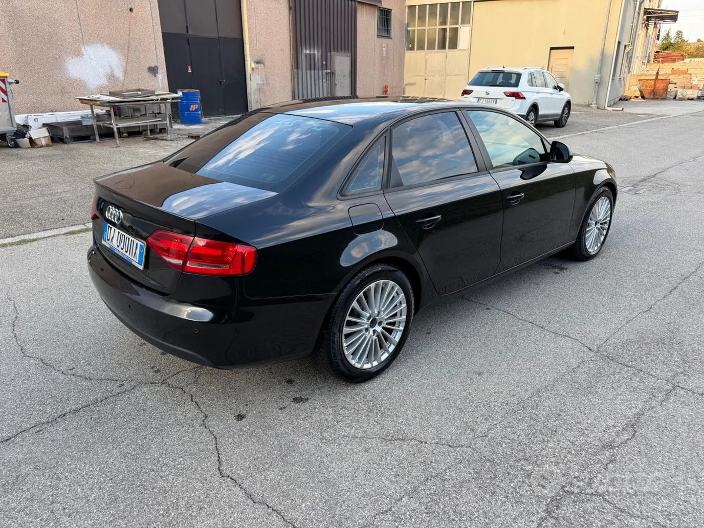 Audi A4 2010 photo 3