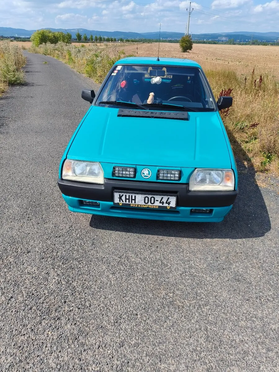 Skoda Favorit 1994 photo 2