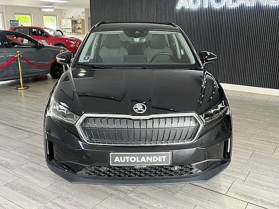 Skoda Enyaq 2023 photo 2