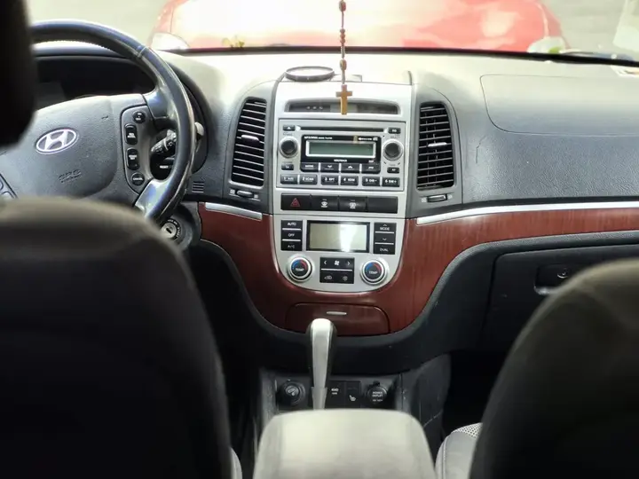 Hyundai Santa Fe 2006 photo 2