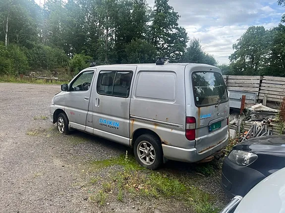 Toyota Hiace 2007 photo 4
