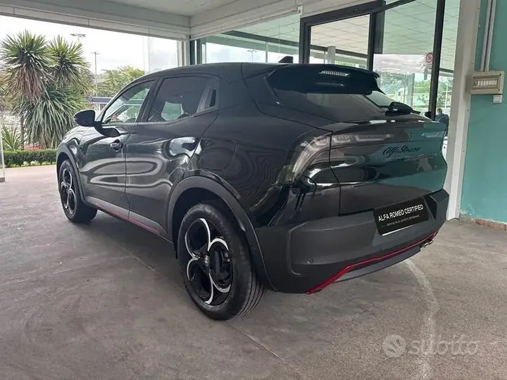 Alfa Romeo Junior 2025 photo 3