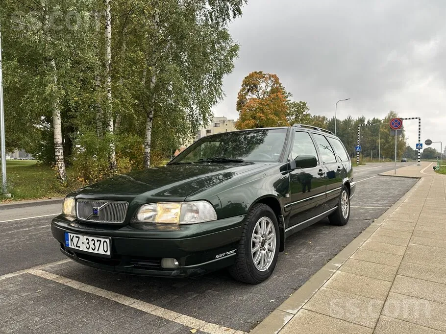 Volvo V70