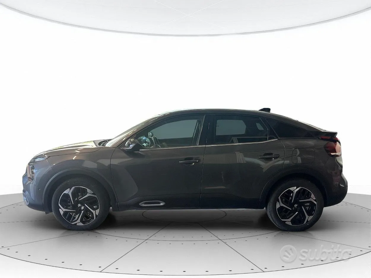 Citroen C4 2024 photo 2
