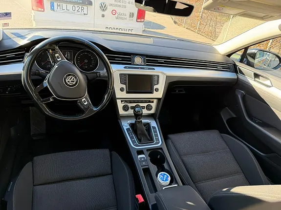 Volkswagen Passat 2015 photo 5