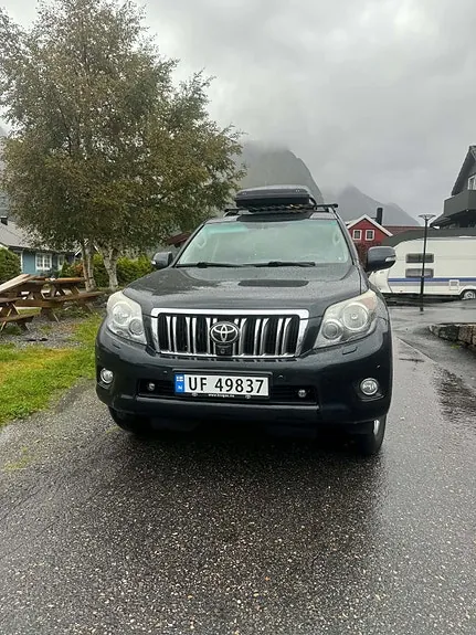 Toyota Land Cruiser 2011 photo 3