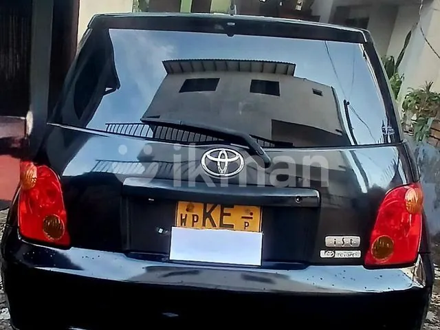 Toyota Ist 2003 photo 3