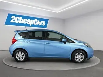 Nissan Note 2015 photo 5