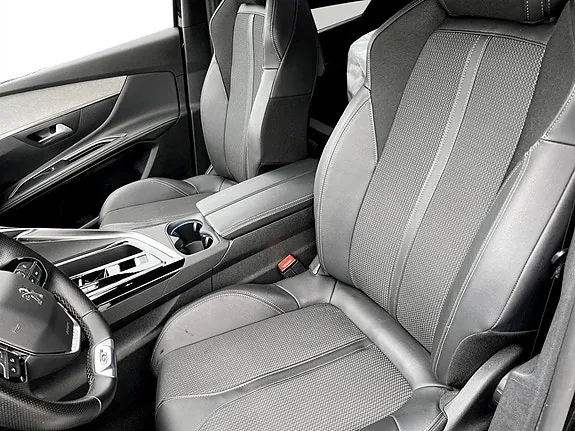 Peugeot 5008 2024 photo 5