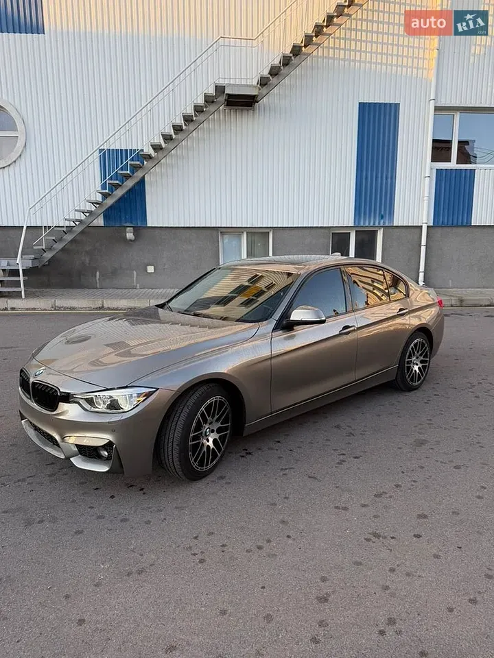 BMW 3 Series 2017 photo 4