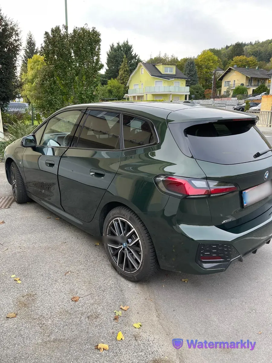 BMW 2 Series 2024 photo 2