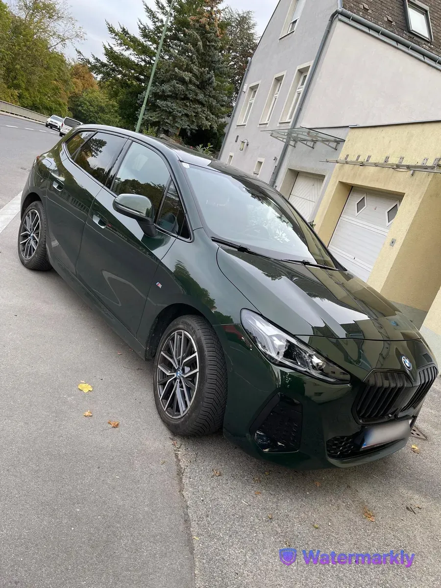 BMW 2 Series 2024 photo 3