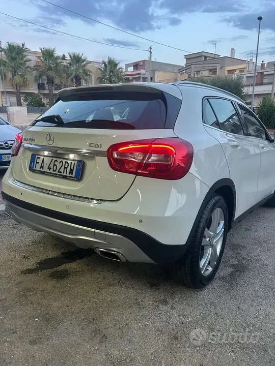 Mercedes-Benz Gla 2015 photo 4
