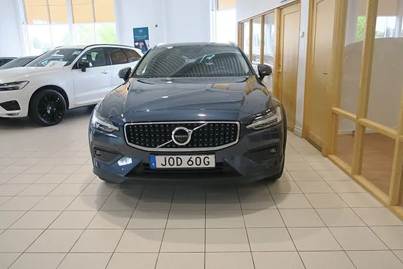 Volvo V60 Cross Country 2020 photo 3