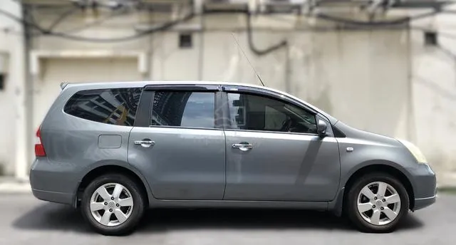 Nissan Grand Livina