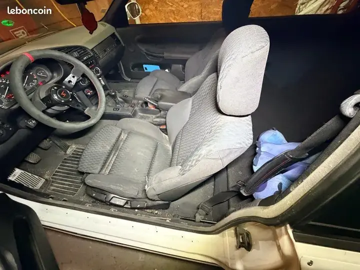 BMW E36 1992 photo 3