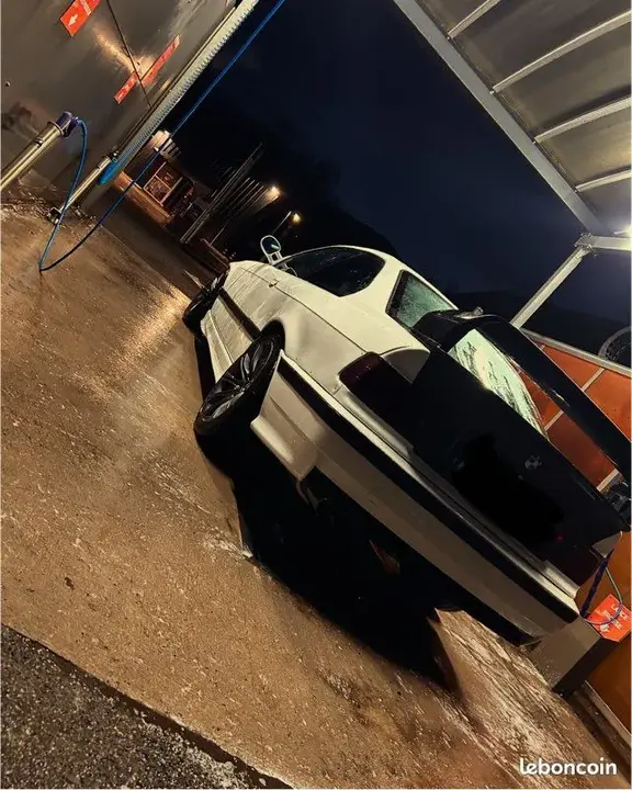 BMW E36 1992 photo 2