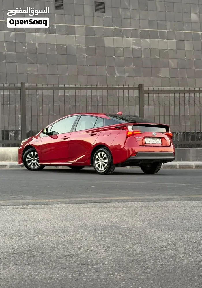 Toyota Prius 2020 photo 3