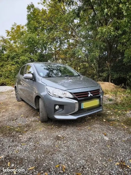Mitsubishi Space Star 2021 photo 3