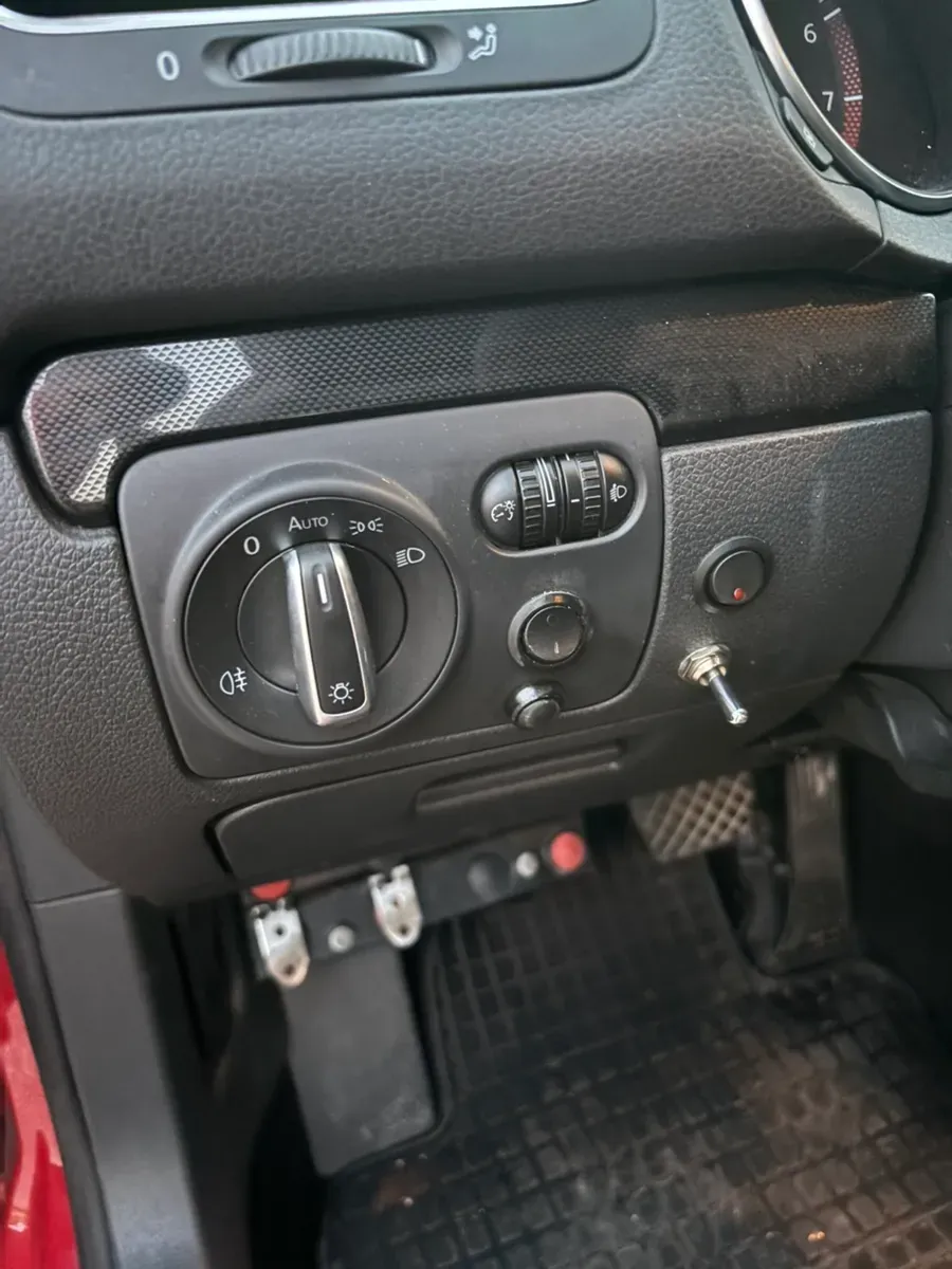 Volkswagen Golf 2009 photo 3