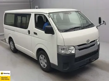 Toyota Hiace 2019 photo 2