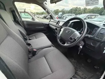 Toyota Hiace 2019 photo 5