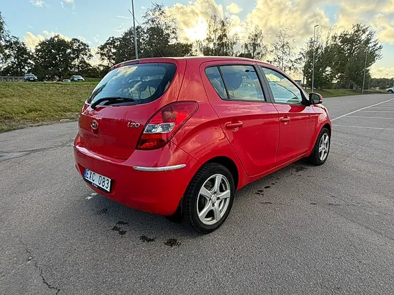 Hyundai I20 2011 photo 3