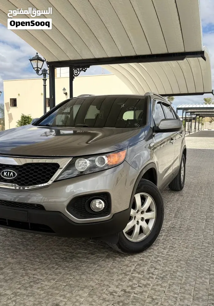 Kia Sorento 2010 photo 2