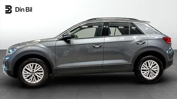 Volkswagen T-Roc 2023 photo 2