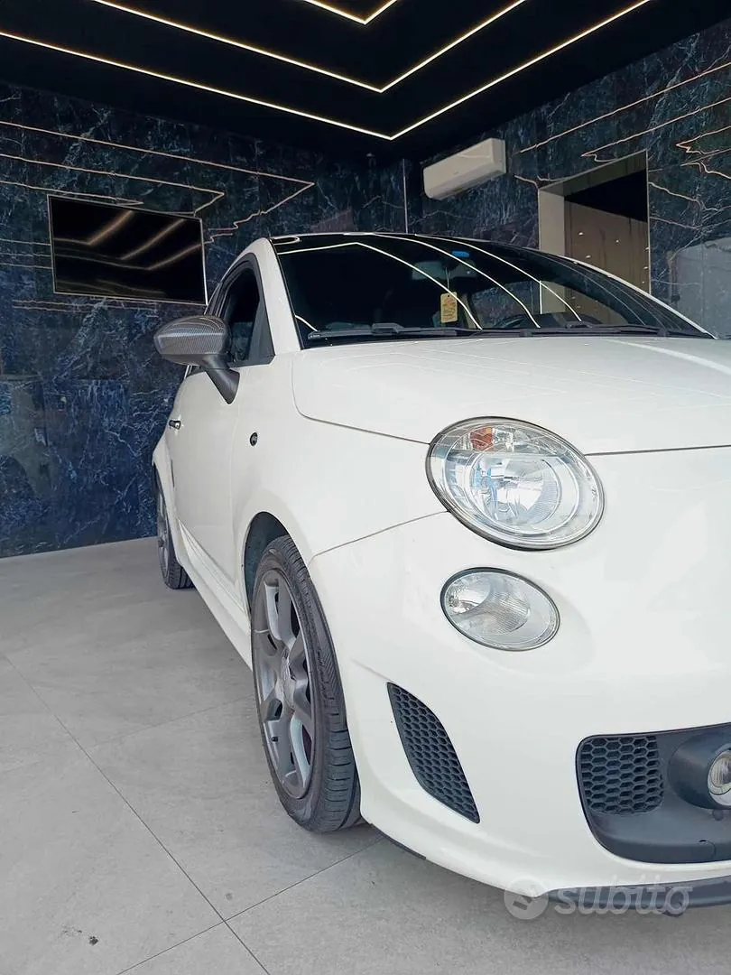 Abarth 595 2015 photo 2