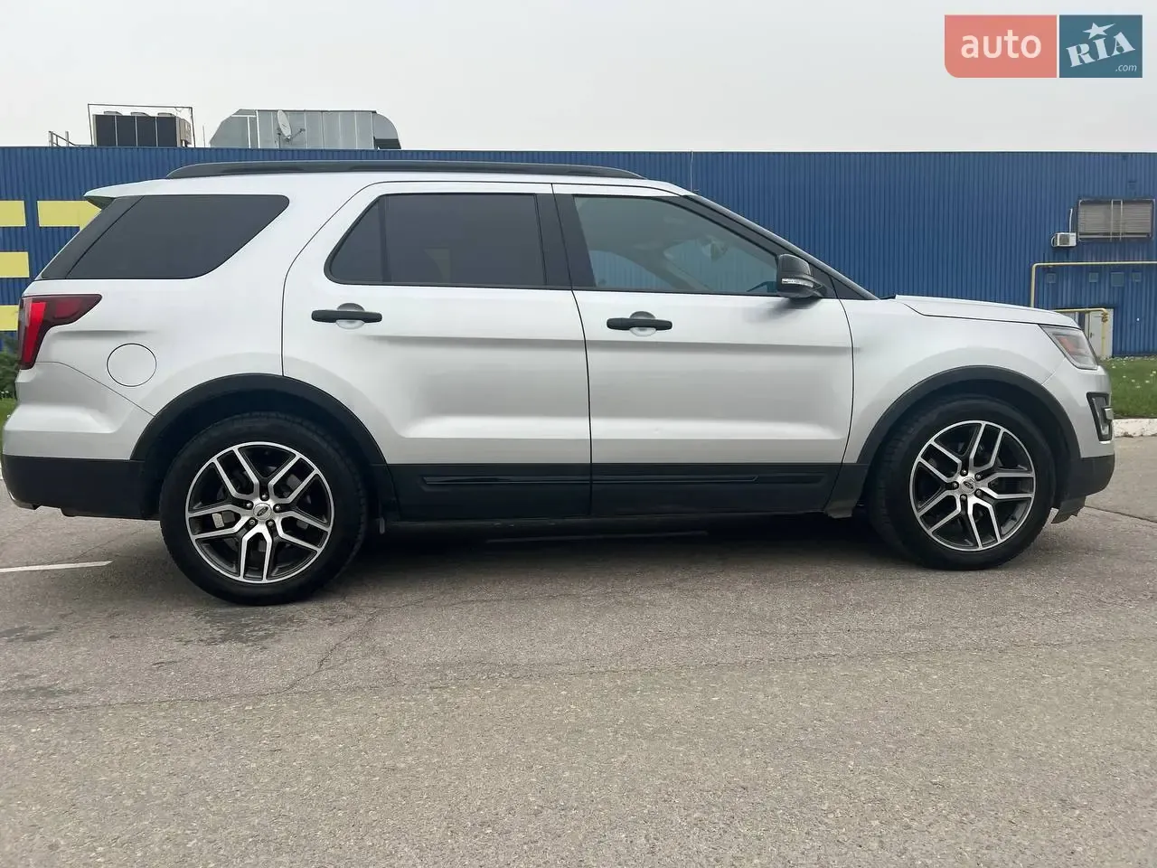 Ford Explorer 2017 photo 5