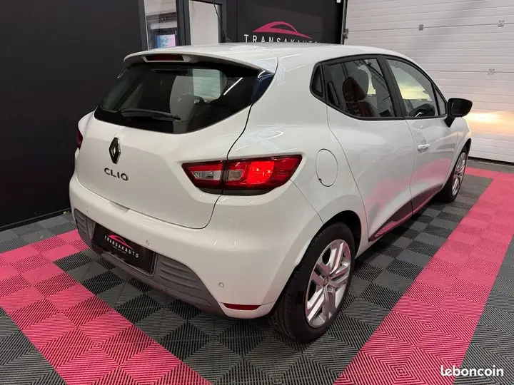 Renault Clio 2017 photo 3