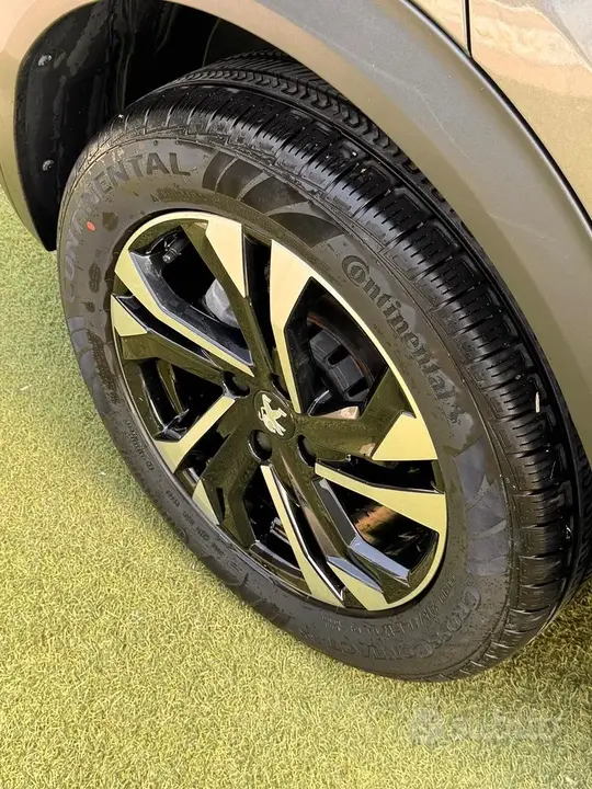 Peugeot 2008 2022 photo 5