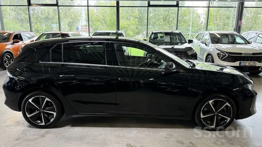 Opel Astra 2022 photo 5