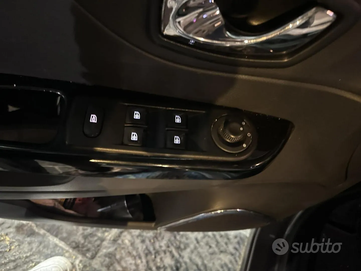 Renault Captur 2016 photo 2
